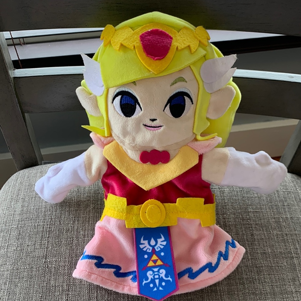 Nintendo Legends of Zelda hand puppet - Princess Zelda
